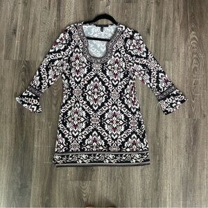 White House Black Market patterned dress/tunic size medium